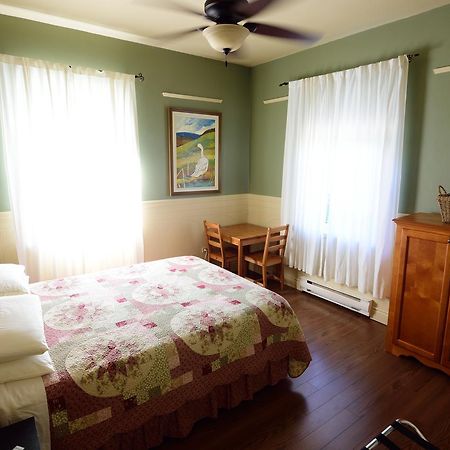 Auberge Le St-Georges Saguenay Zewnętrze zdjęcie