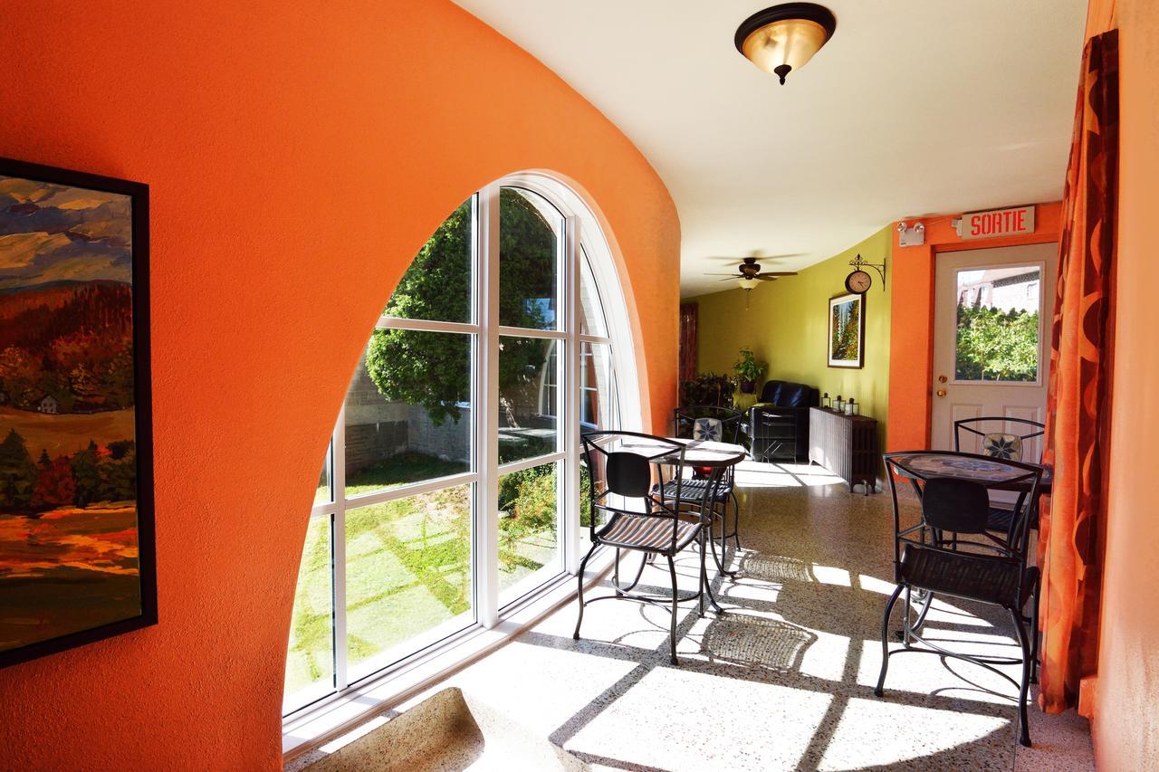 Auberge Le St-Georges Saguenay Zewnętrze zdjęcie