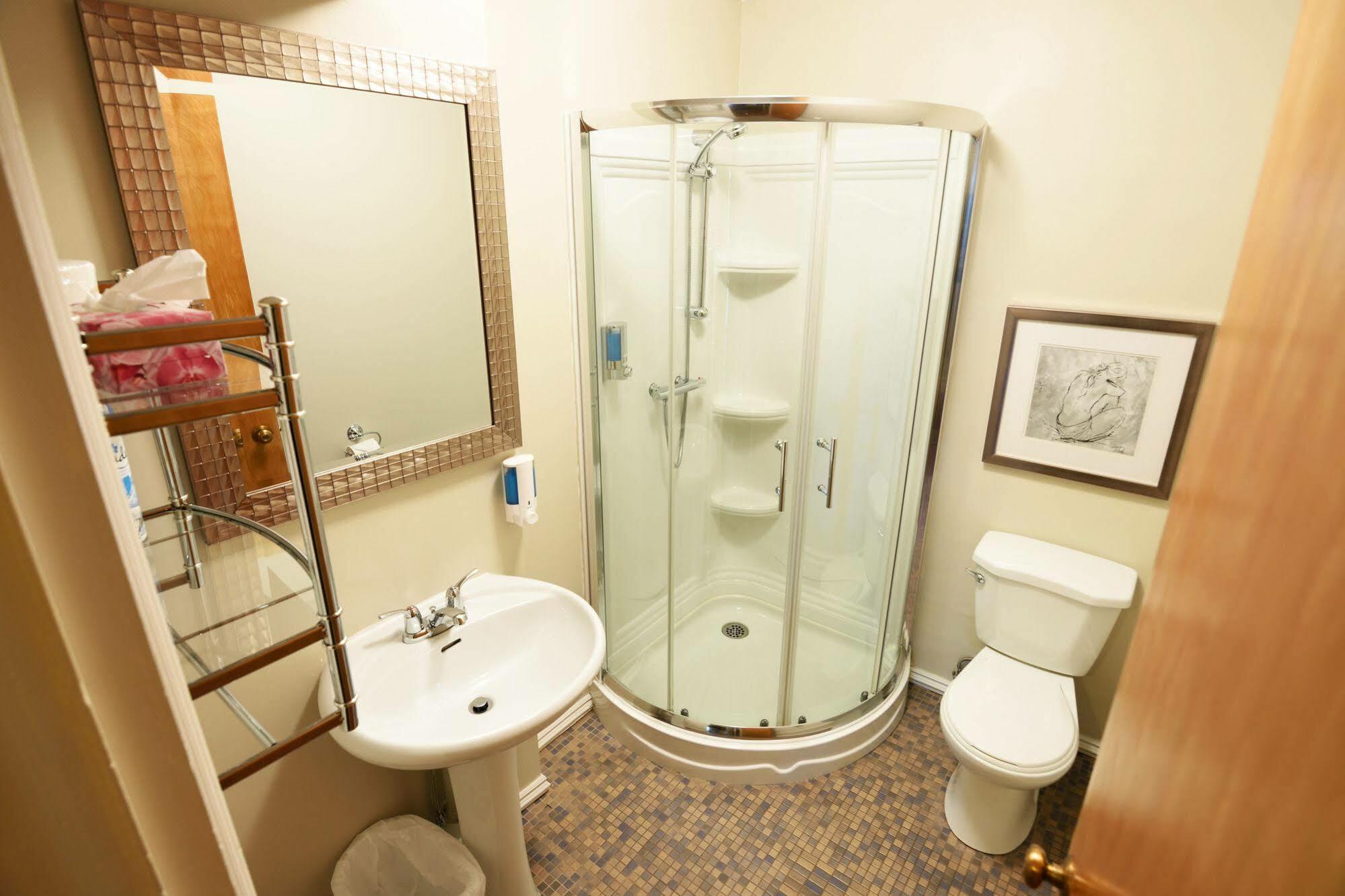 Auberge Le St-Georges Saguenay Zewnętrze zdjęcie