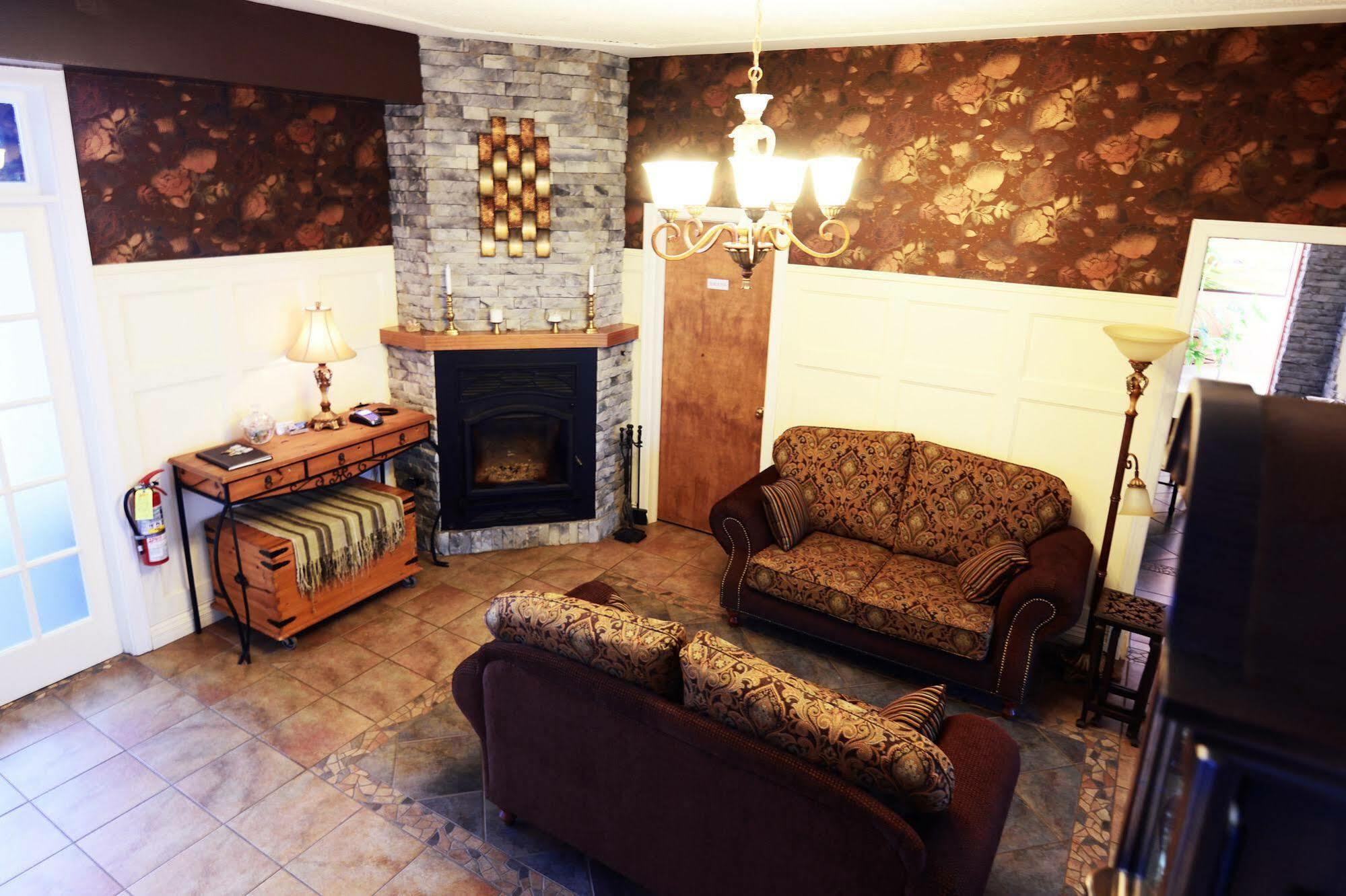 Auberge Le St-Georges Saguenay Zewnętrze zdjęcie