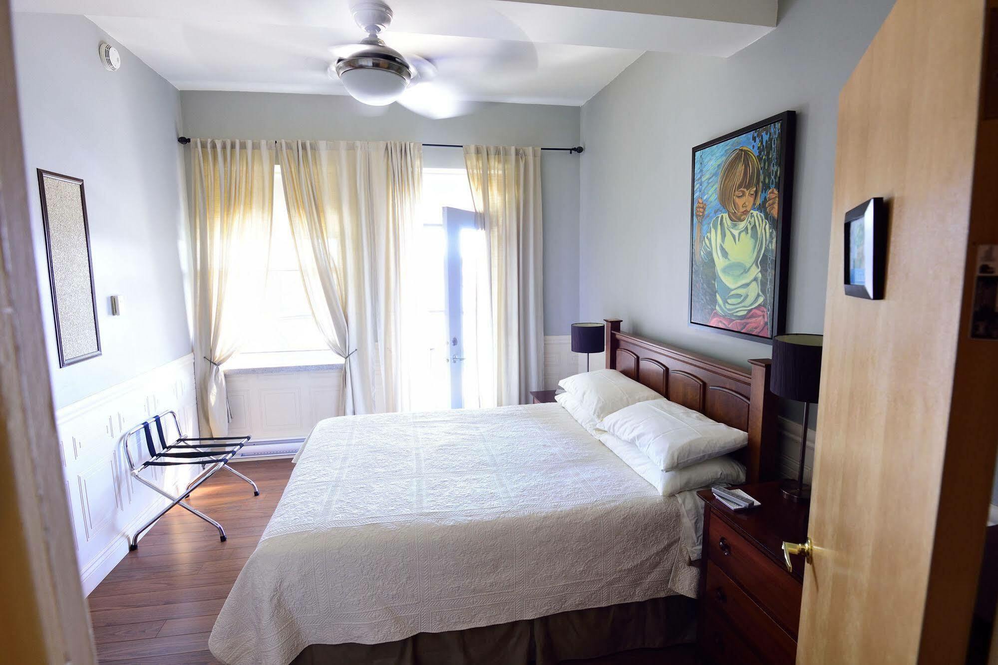 Auberge Le St-Georges Saguenay Zewnętrze zdjęcie