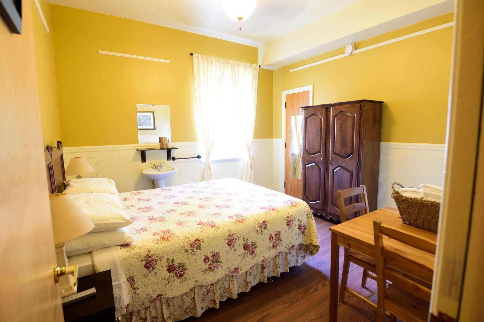 Auberge Le St-Georges Saguenay Zewnętrze zdjęcie